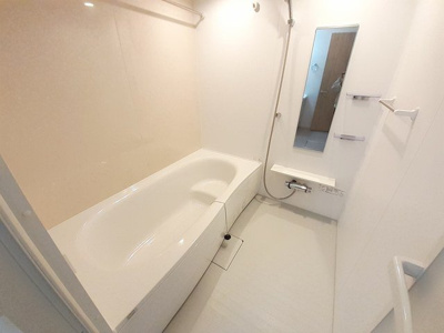 【浴室】 | ルミエール興浜 | 日々の疲れを癒すお風呂付です