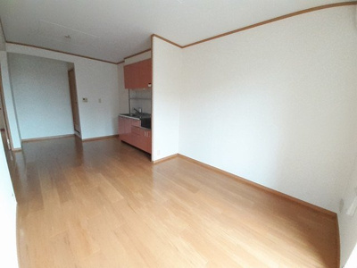 【居間・リビング】 | 井ノ口ハイツⅡ | ゆったり過ごせるリビングです