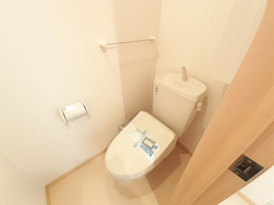 【トイレ】 | スマイル　タウンＡ | 清潔感のあるトイレです