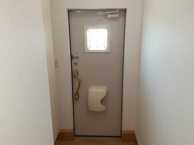 ラポールアネックスⅠの玄関