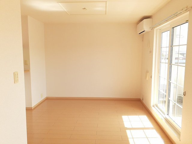 ラポールアネックスⅠの居間・リビング