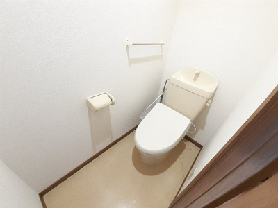 【トイレ】 | グリーンコート柿内 | 清潔感のあるトイレです