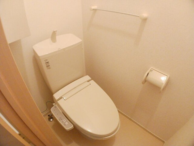【トイレ】 | エスペランサ白国Ⅱ | コンパクトで使いやすいトイレです