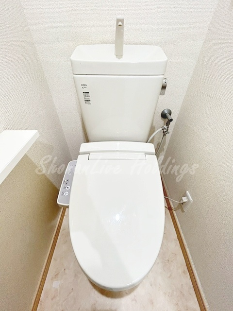 藤沢市湘南台２丁目の賃貸マンションのトイレ|清潔感のあるトイレです