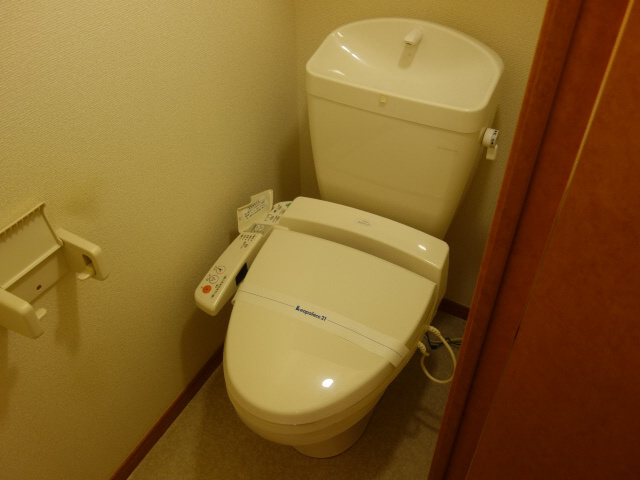 レオパレス魚住南のトイレ