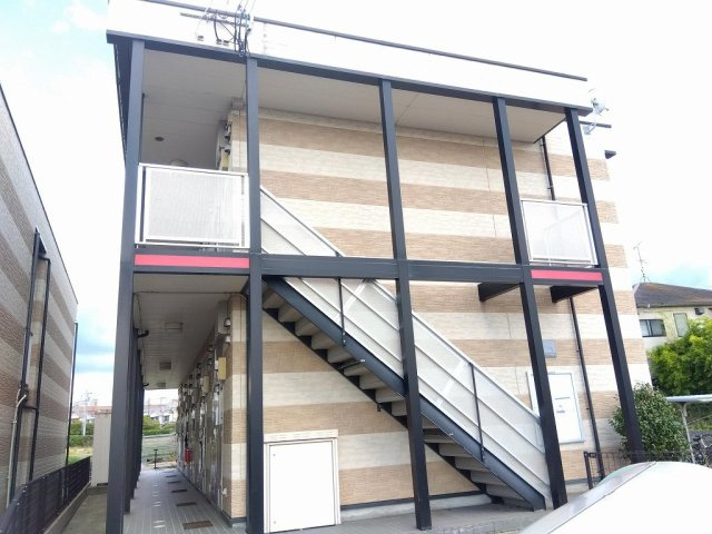レオパレスＲｏｓｅ　Ｌｉｎｅの外観