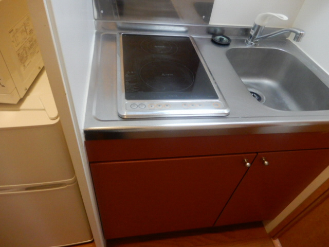 明石市二見町東二見のアパートのキッチン