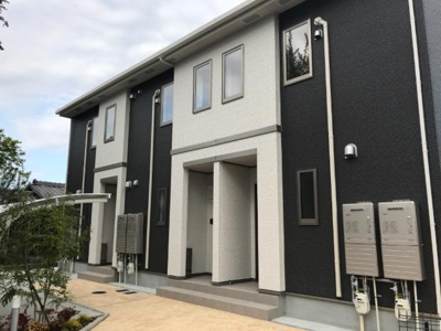 【外観】 | エバービレッジ | 外観写真（昼）