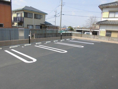 【駐車場】 | クローバー上本町 | 駐車場完備です