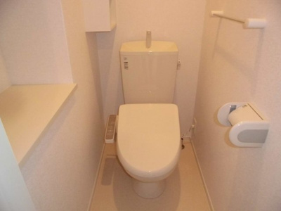 【トイレ】 | クローバー上本町 | コンパクトで使いやすいトイレです