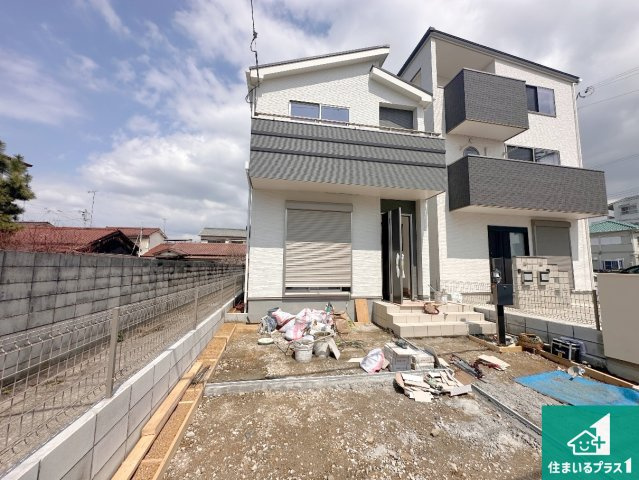 明石市大久保町西島　新築一戸建ての外観|周辺は落ち着いた街並みの住宅地！子育てがしやすい住環境です！まだ未完成ですが、現地でしかわからない事もございます。是非一度ご覧ください。