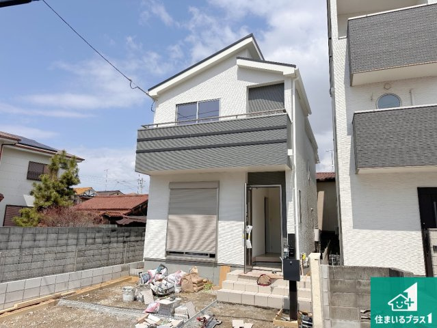 明石市大久保町西島　新築一戸建ての外観|周辺は落ち着いた街並みの住宅地！子育てがしやすい住環境です！まだ未完成ですが、現地でしかわからない事もございます。是非一度ご覧ください。