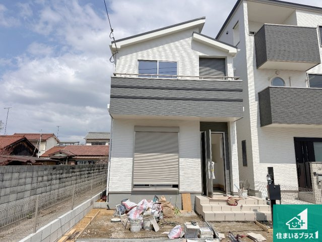 明石市大久保町西島　新築一戸建ての外観|周辺は落ち着いた街並みの住宅地！子育てがしやすい住環境です！まだ未完成ですが、現地でしかわからない事もございます。是非一度ご覧ください。