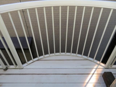 【バルコニー】 | アルティア・レーヴ | 広々としたバルコニーです