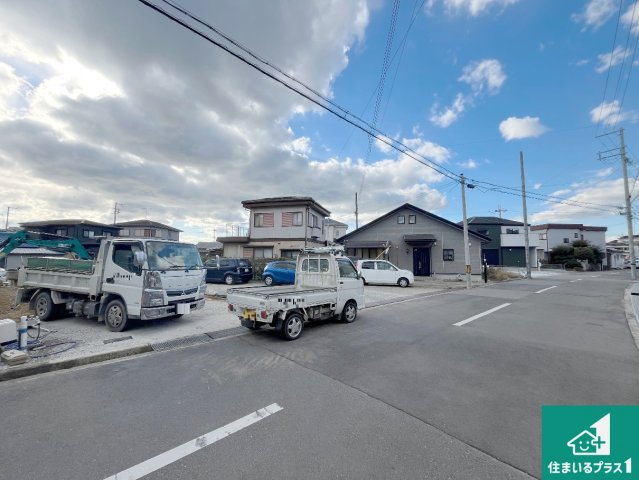 明石市魚住町西岡　第22期　新築一戸建ての前面道路含む現地写真|周辺は落ち着いた街並みの住宅地！子育てがしやすい住環境です！まだ未完成ですが、現地でしかわからない事もございます。是非一度ご覧ください。
