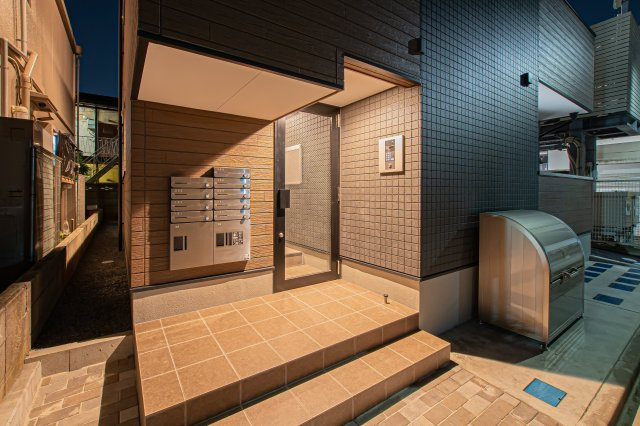 【エントランス】 | Crecia常盤平