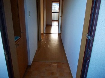 シエル青山の玄関