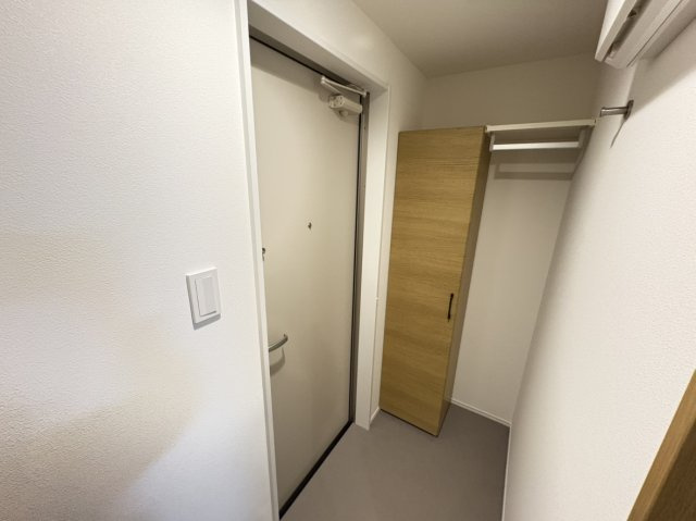 【玄関】