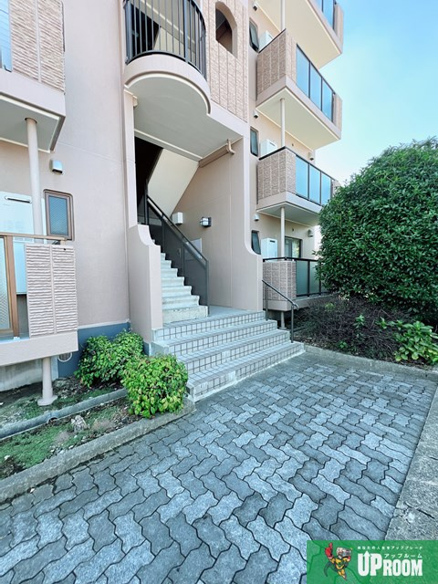 ボヌール扶桑のエントランス