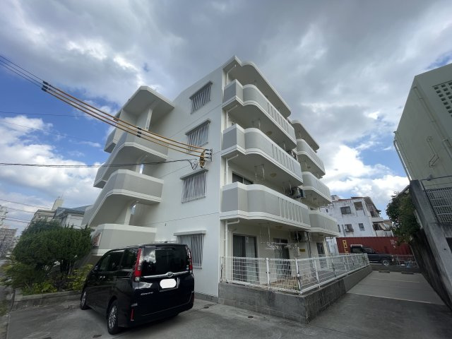 トレジャーハウスの外観