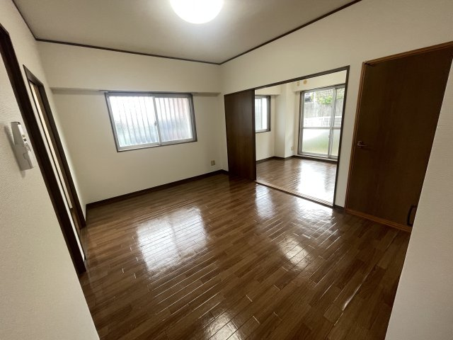 トレジャーハウスの居間・リビング