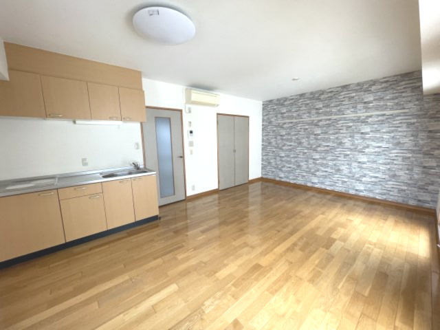 センチュリービルの内装