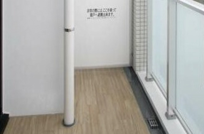 テルマエドムス根岸のバルコニー