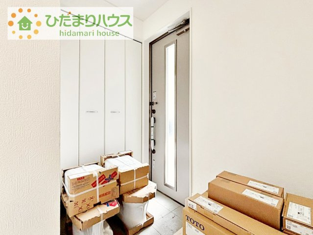 【玄関】 | つくば市若葉第11　新築戸建 | 家族の靴をたっぷり収納！大型シューズクローゼット付き(^^♪