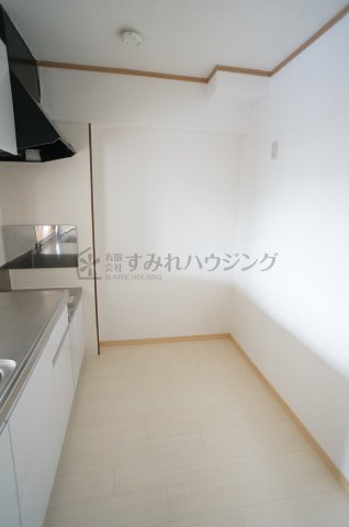 サザンハイムのキッチン|参考、同建物・同間取りの号室