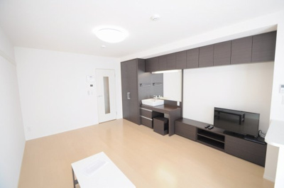 【居間・リビング】 | レオネクストユーカリ | 同タイプの部屋の写真です