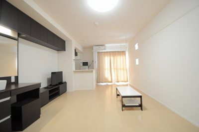 【居間・リビング】 | レオネクストユーカリ | 同タイプの部屋の写真です