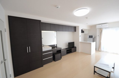 【居間・リビング】 | レオネクストユーカリ | 同タイプの部屋の写真です