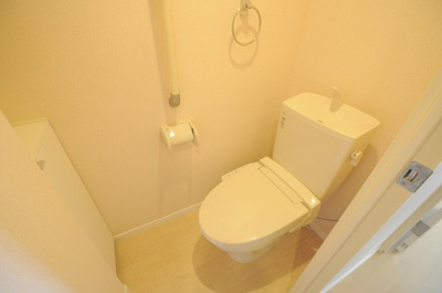 【トイレ】 | レオネクストユーカリ | 同タイプの部屋の写真です