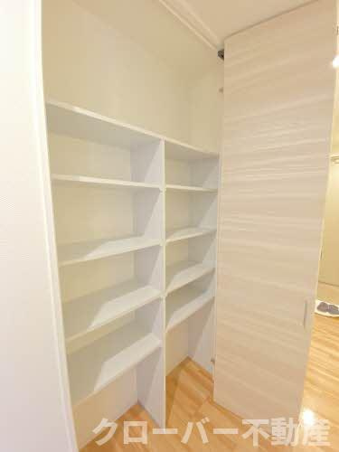 ヴィアファーレ津森の収納