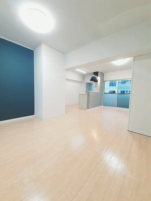 【居間・リビング】 | マッサム西持田2号館