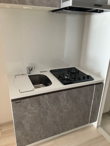 LUMEED赤羽NORTHのキッチン|コンパクトなキッチンで掃除もラクラク