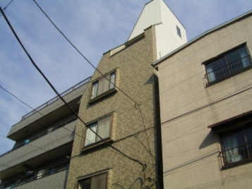 ハイツ三原田の外観