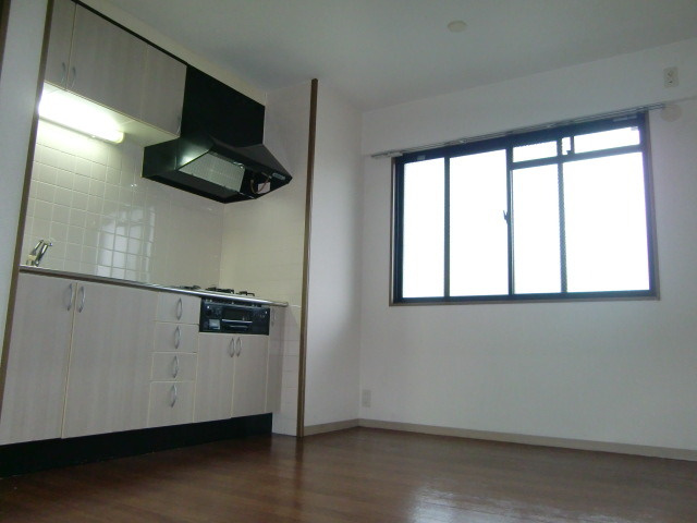 アーバンヴィッセルの居間・リビング|ＤＫ