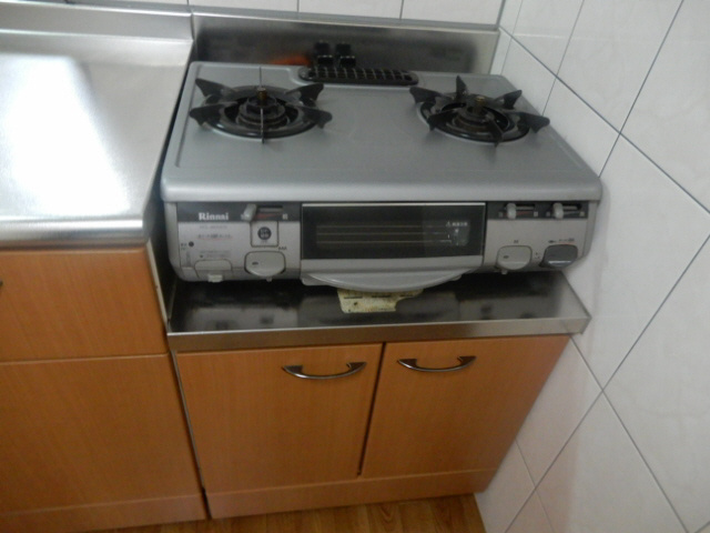 加古川市加古川町中津のアパートのキッチン