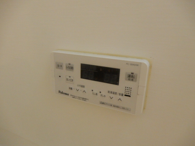 加古川市加古川町中津のアパートの浴室