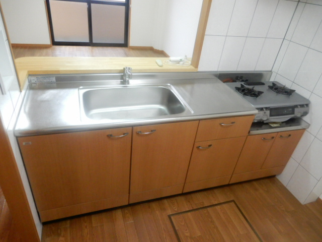 加古川市加古川町中津のアパートのキッチン