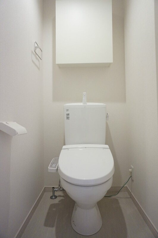 リブリ・西千葉のトイレ|落ち着いた色調のトイレです