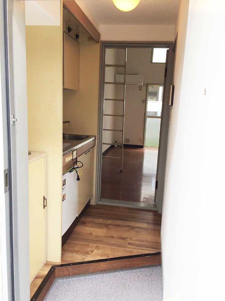 サザンパレスの玄関|明るい玄関です