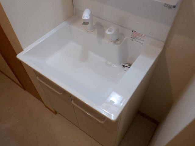 グレンディールの洗面所|ゆったりとスペースのある洗面所