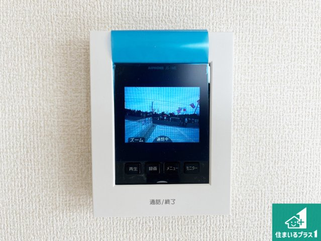 明石市魚住町金ヶ崎　新築一戸建ての防犯設備|カラーモニターインターホン！声だけでなく来訪者の姿や顔がモニターで確認できるので、小さなお子様がいらっしゃるご家庭でも安心できます！