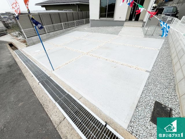 明石市魚住町金ヶ崎　新築一戸建ての駐車場|駐車スペース！散水栓があるので、こまめに愛車を洗えます！