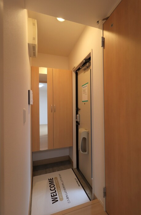 フローラル平野の玄関