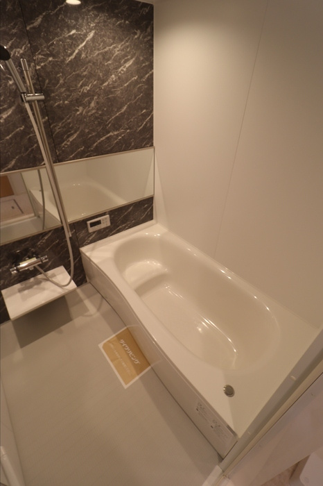 フローラル平野の浴室