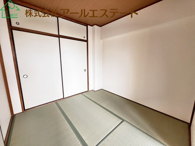 藤和東加古川ハイタウンC棟　JR「東加古川駅」徒歩15分の和室