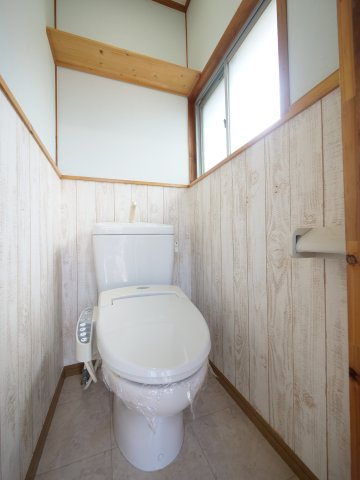 佐藤借家のトイレ|※写真は別の部屋のものです。